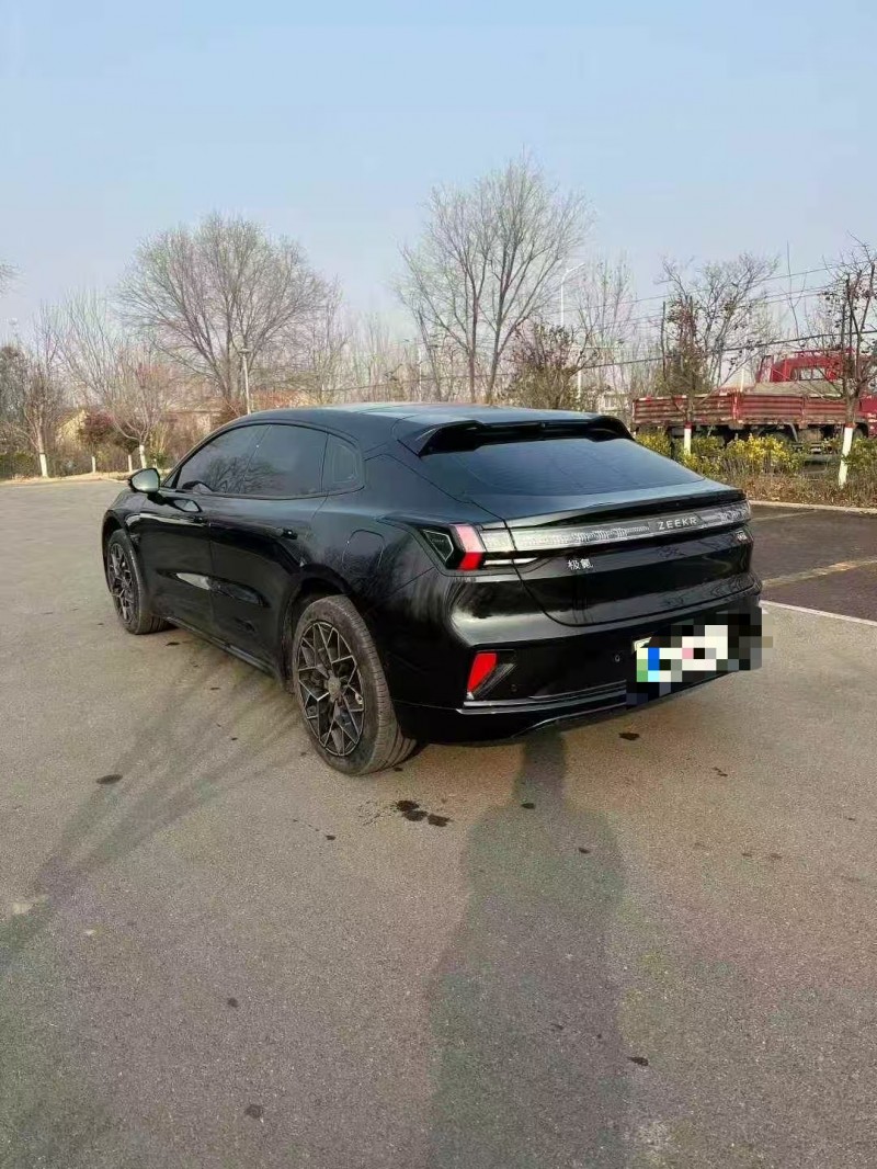 枣庄24年极氪汽车0017