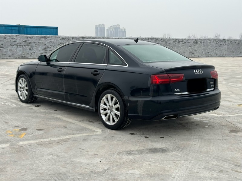新乡17年奥迪A6L7