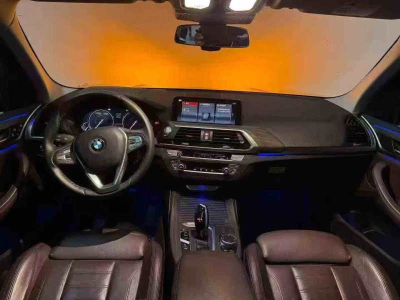 重庆19年宝马X35