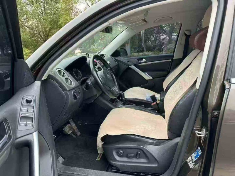 重庆13年大众途观4