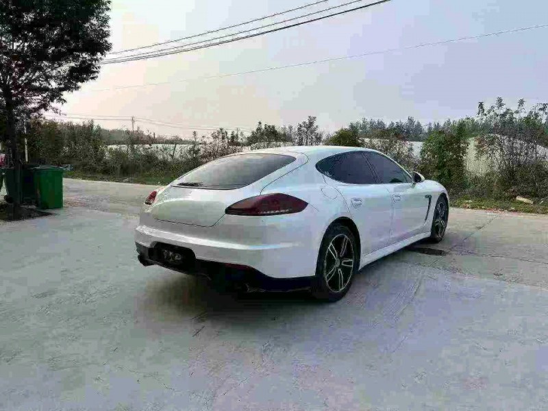 徐州11年保时捷帕拉梅拉5