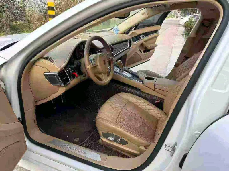 徐州11年保时捷帕拉梅拉6