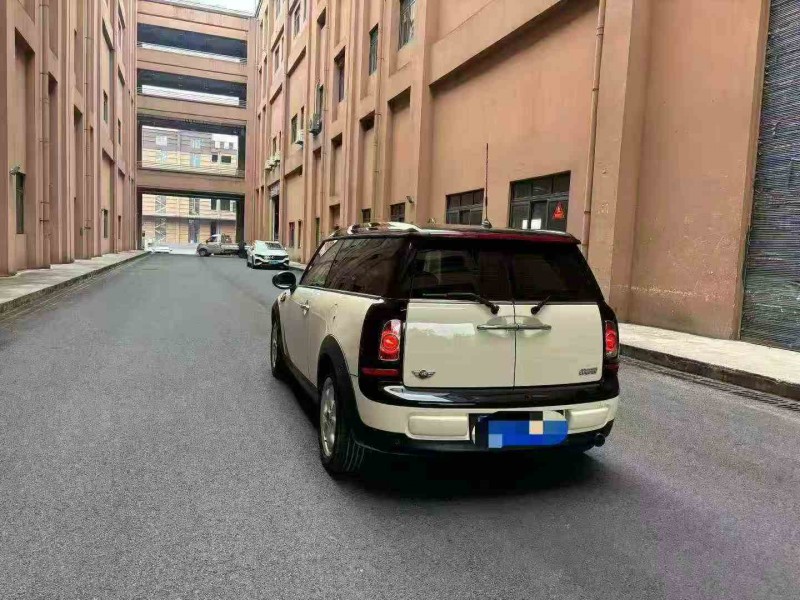 重庆12年宝马迷你5