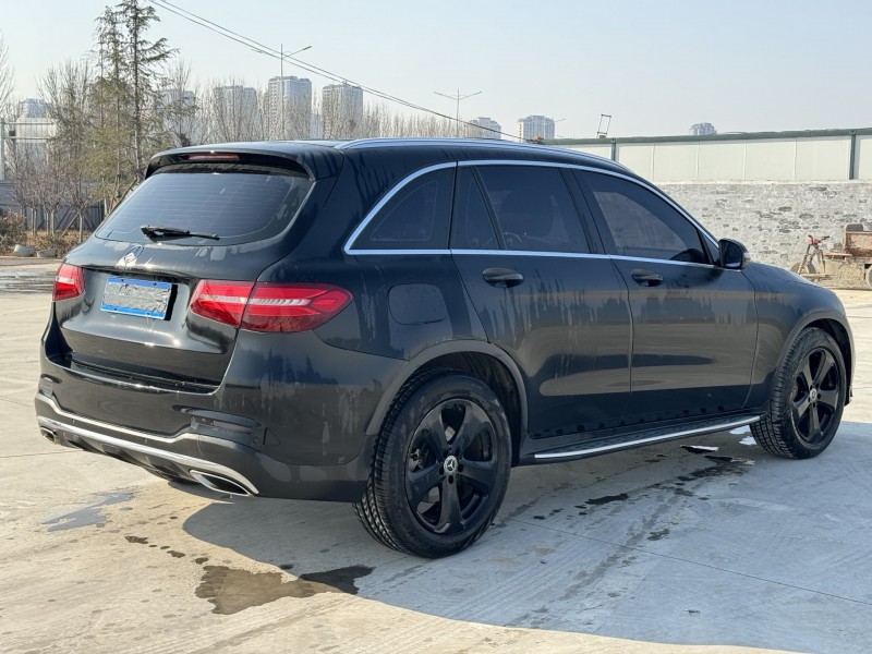 新乡17年奔驰GLC9