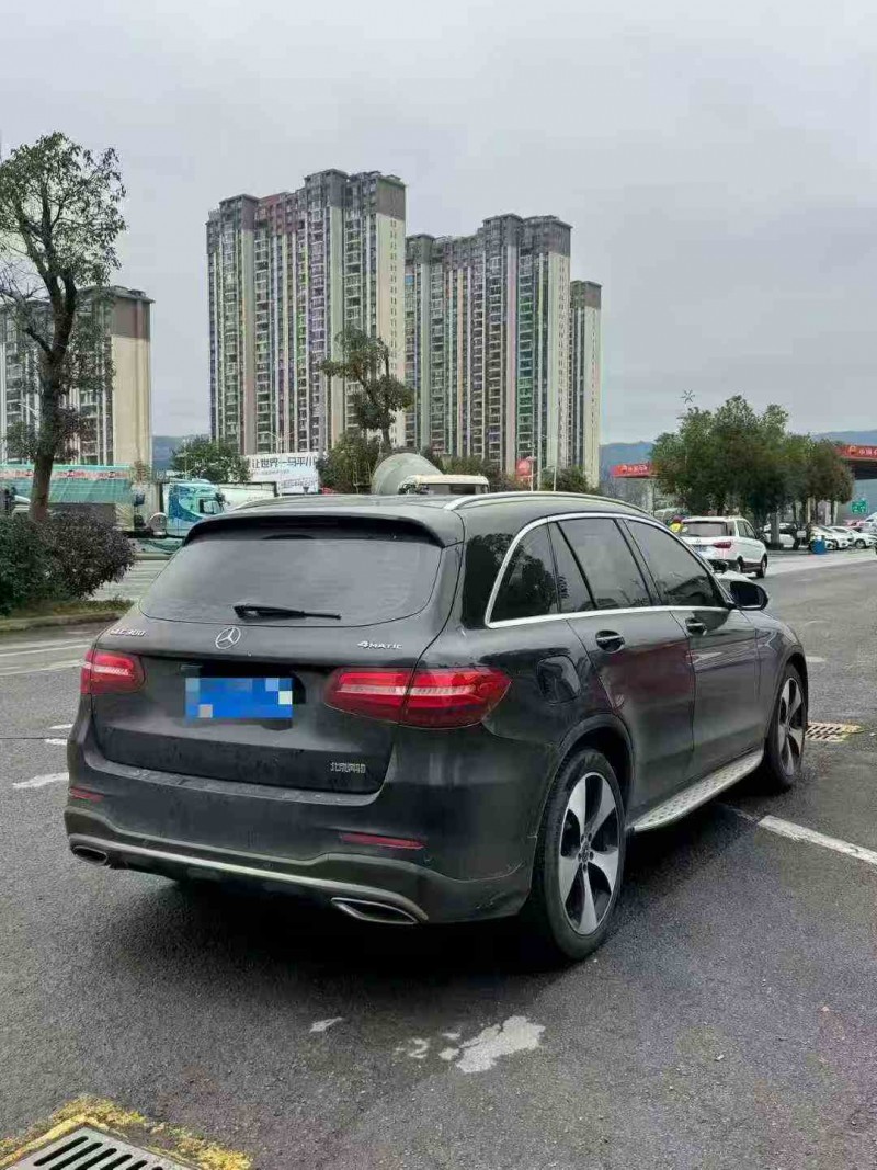 重庆18年奔驰GLC8