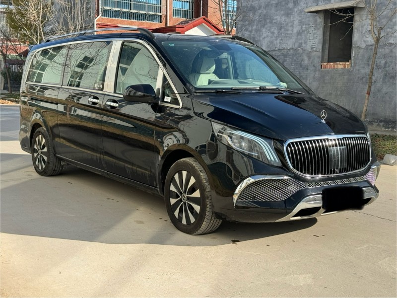 新乡24年奔驰威霆3