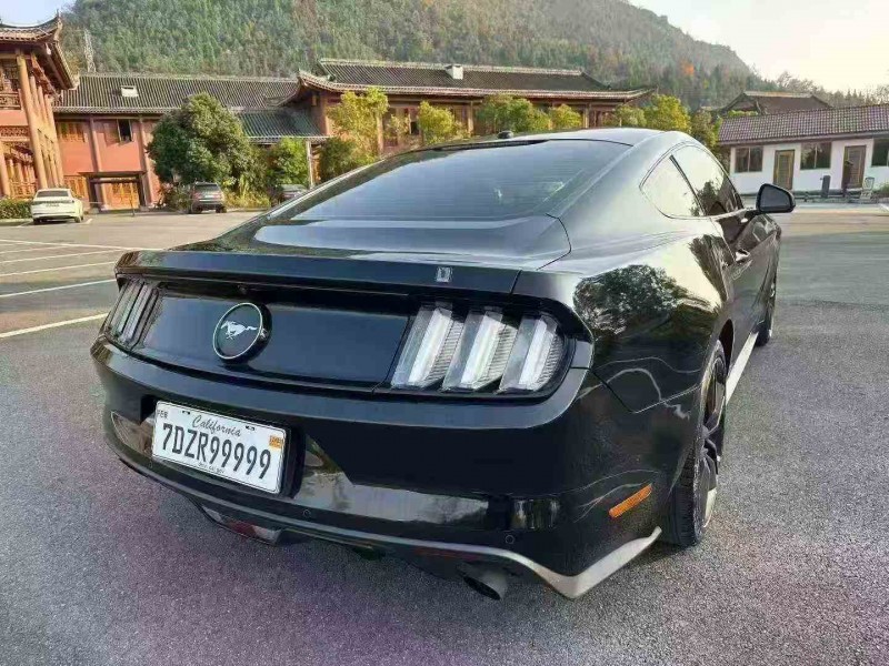 重庆18年福特野马7