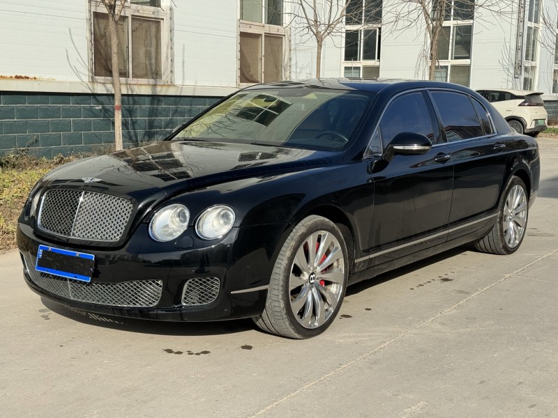 新乡12年宾利飞驰2