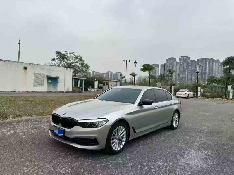 贵港19年宝马5系2