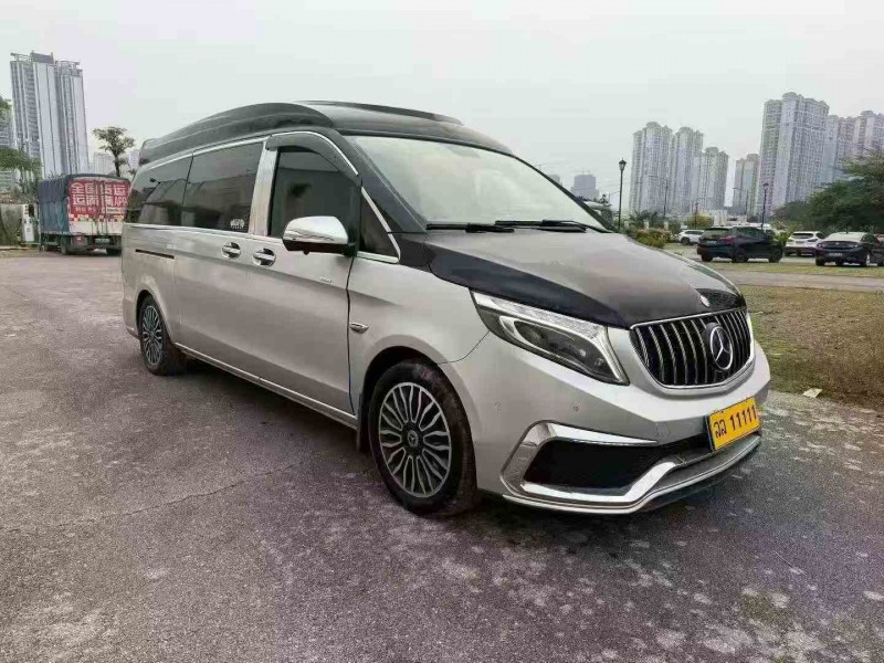 贵港20年奔驰威霆2