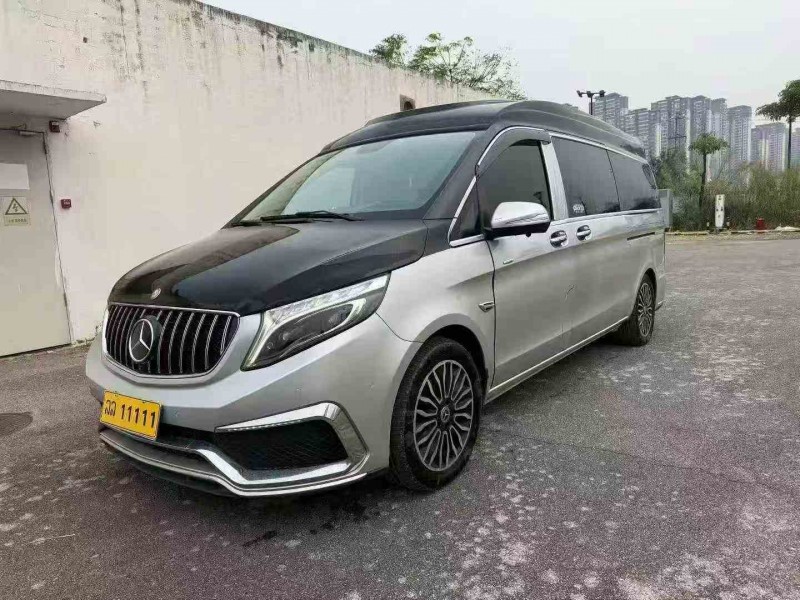 贵港20年奔驰威霆3