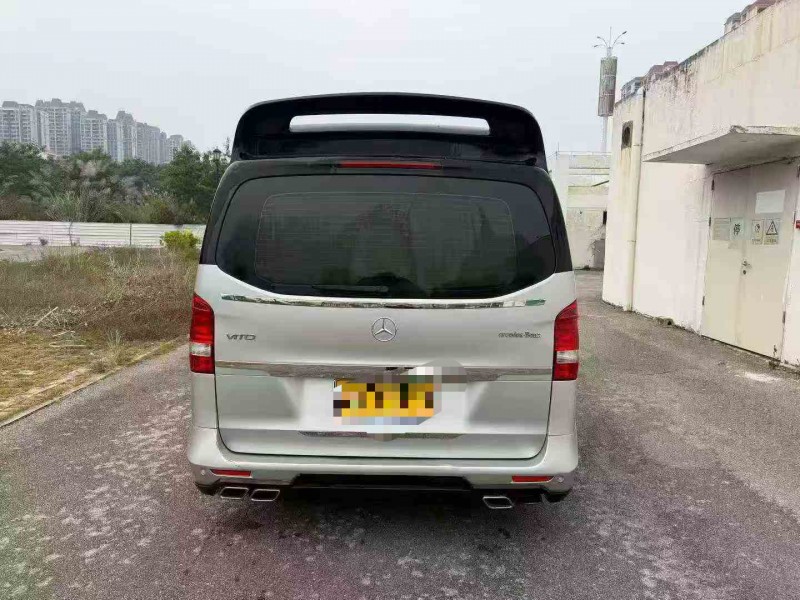 贵港20年奔驰威霆9