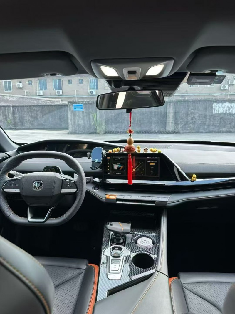 桂林23年长安汽车UNI4