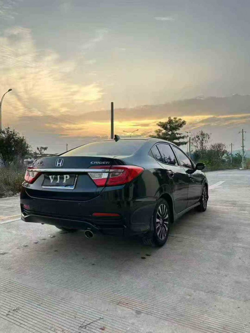 钦州15年本田凌派7