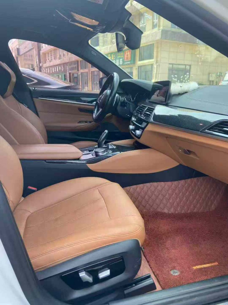 襄阳18年宝马5系6