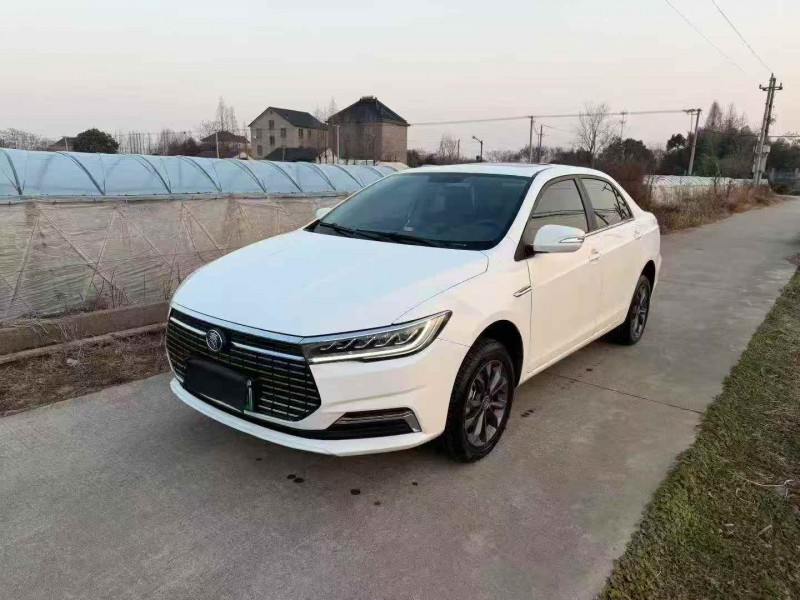 金华23年比亚迪秦2