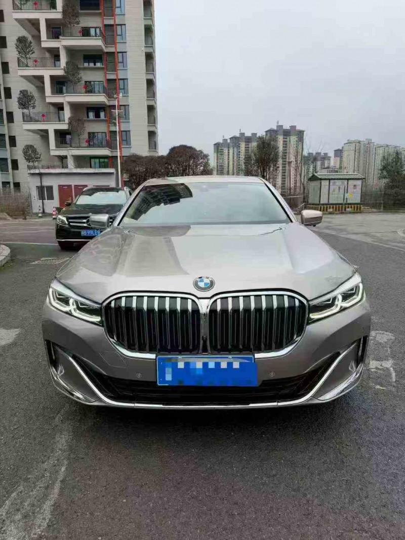 重庆21年宝马7系1