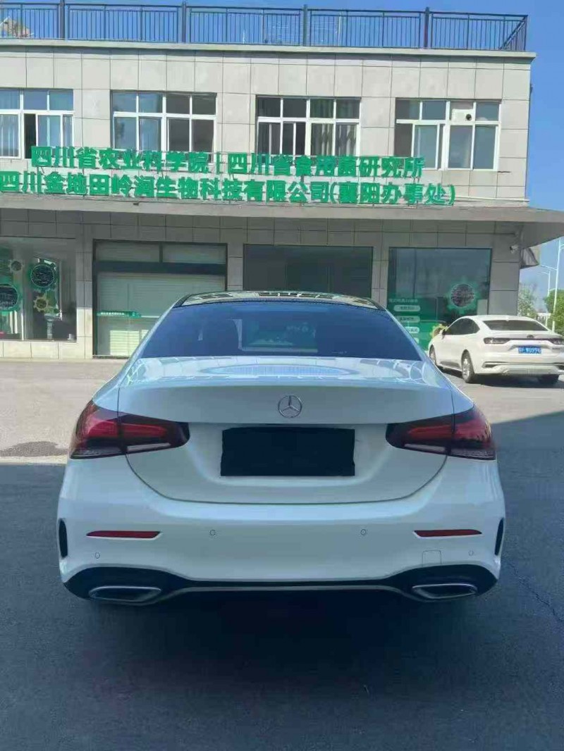 襄阳22年奔驰A9
