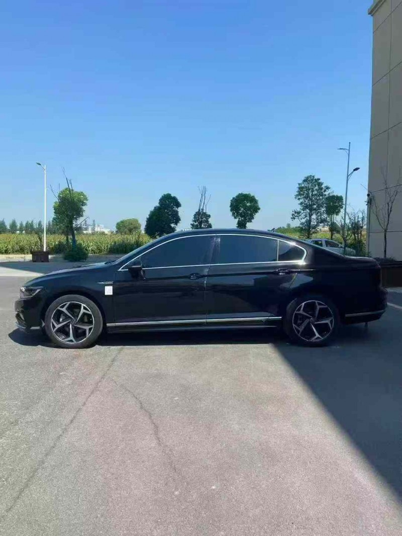 襄阳24年大众迈腾4