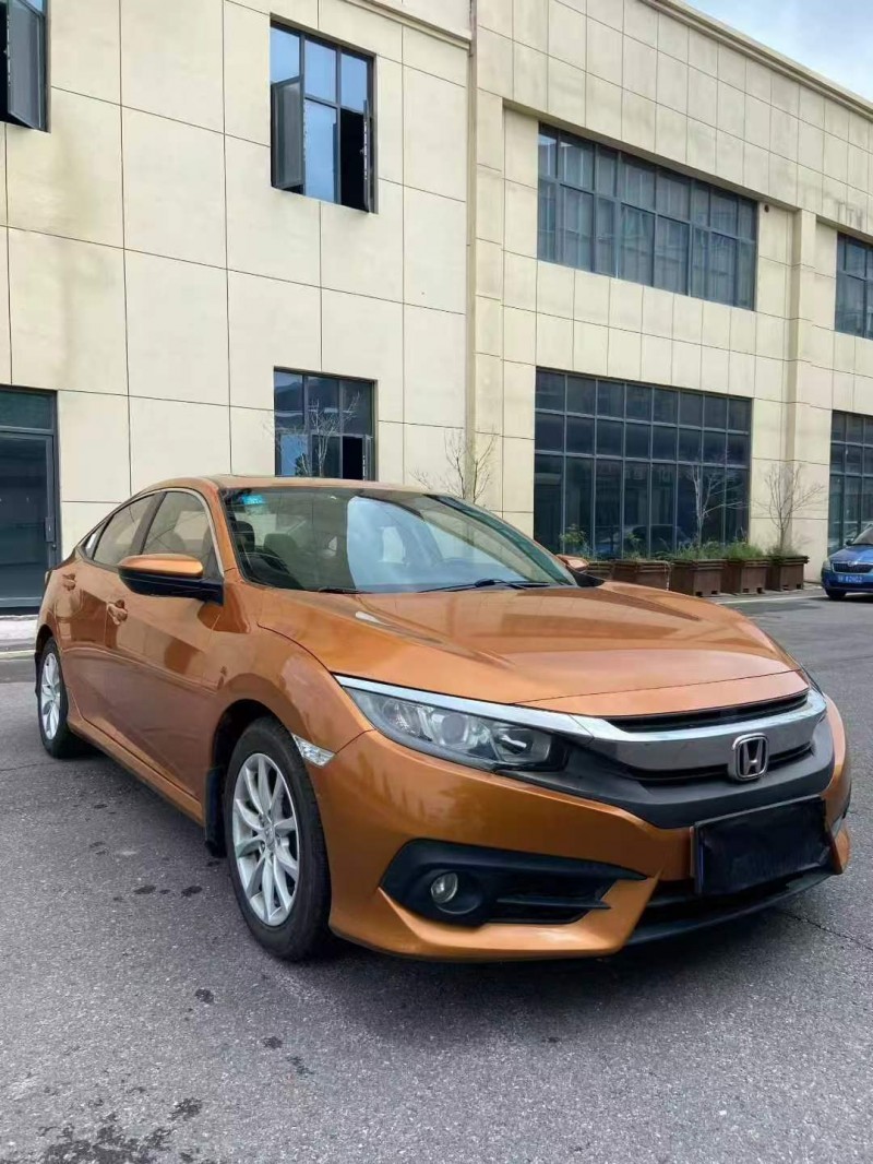 襄阳17年本田思域2