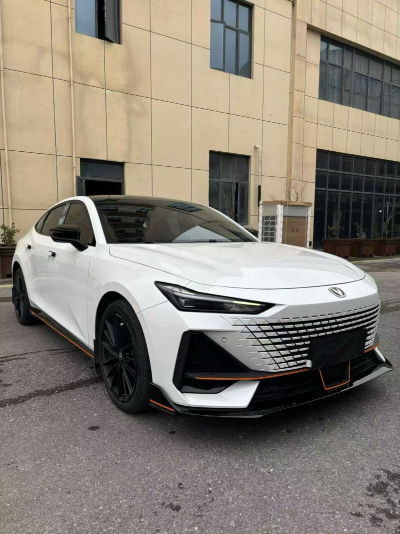 襄阳23年长安汽车UNI2