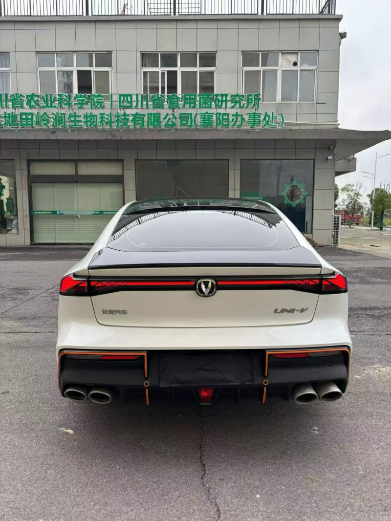 襄阳23年长安汽车UNI9