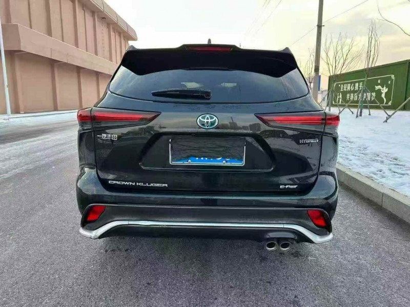 枣庄24年丰田皇冠9