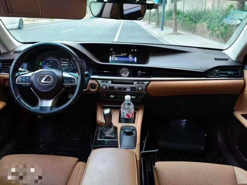 常州17年雷克萨斯ES5