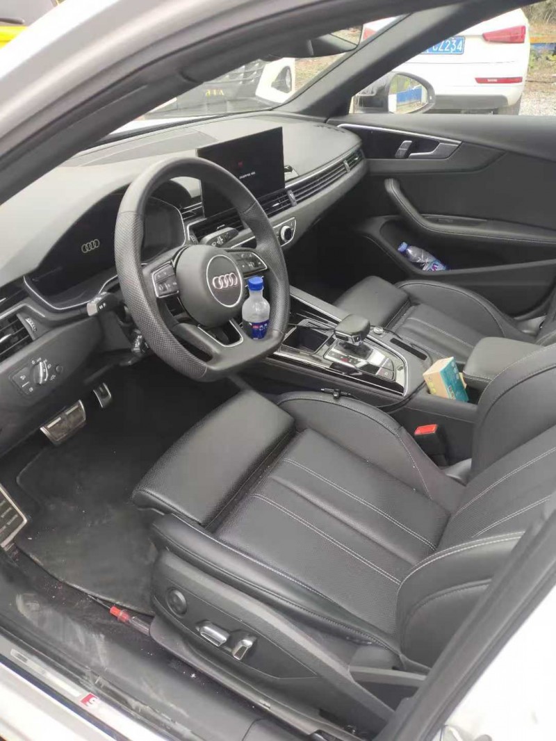 娄底25年奥迪A4L4