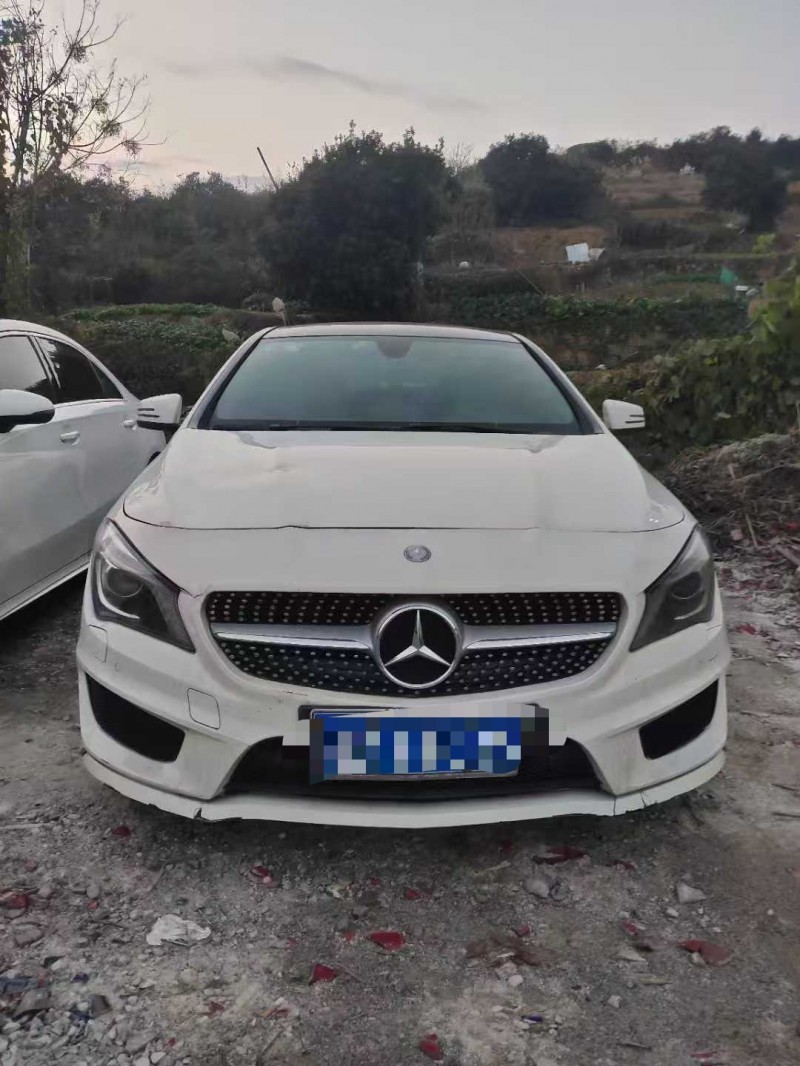 娄底16年奔驰CLA1