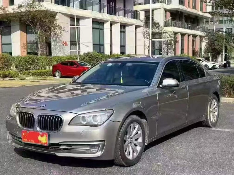 广州14年宝马7系2