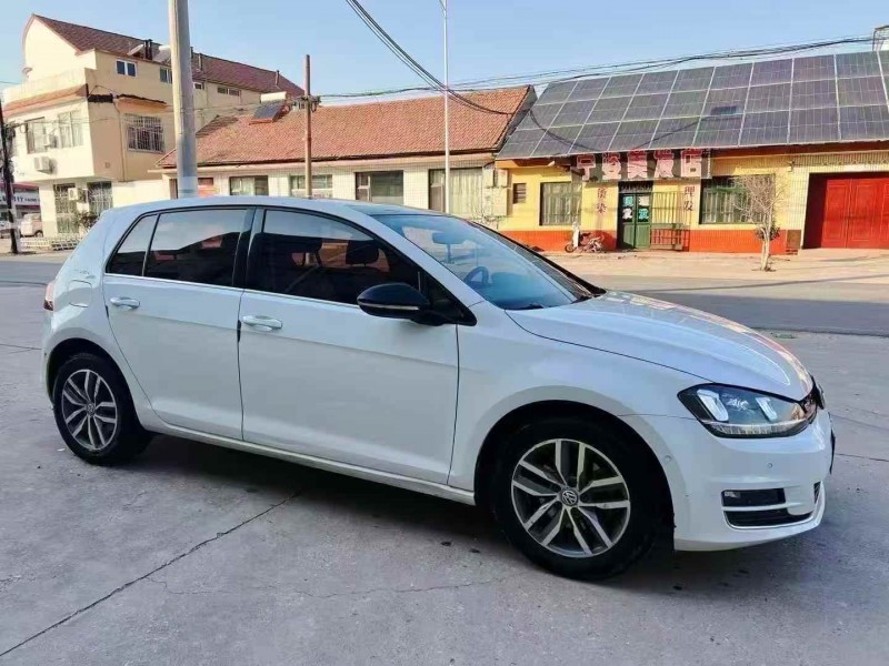 枣庄17年大众高尔夫2