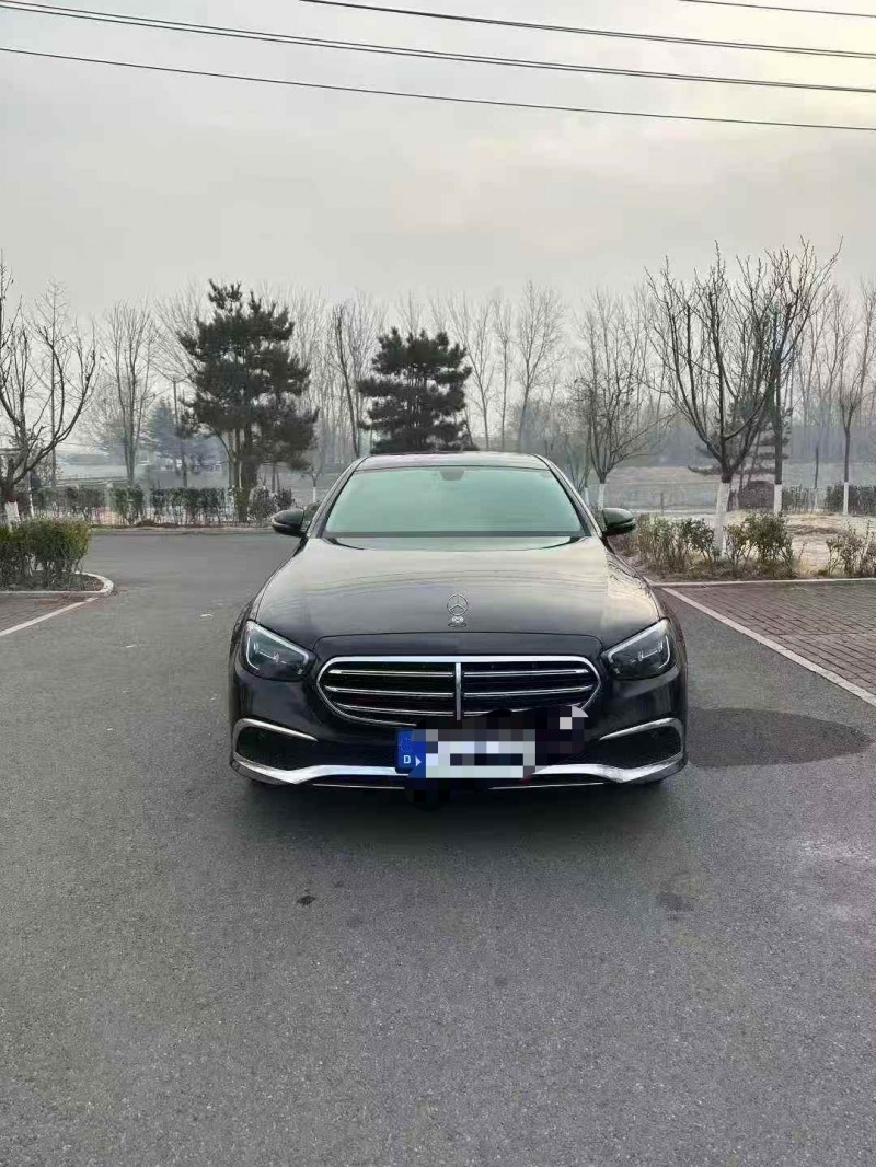 济宁21年奔驰E1