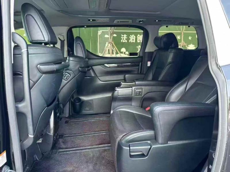 东营20年丰田威尔法4