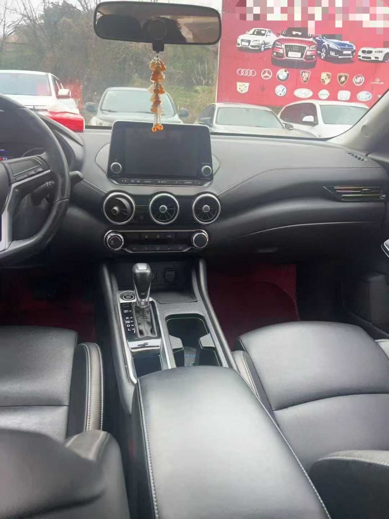 娄底20年日产轩逸5