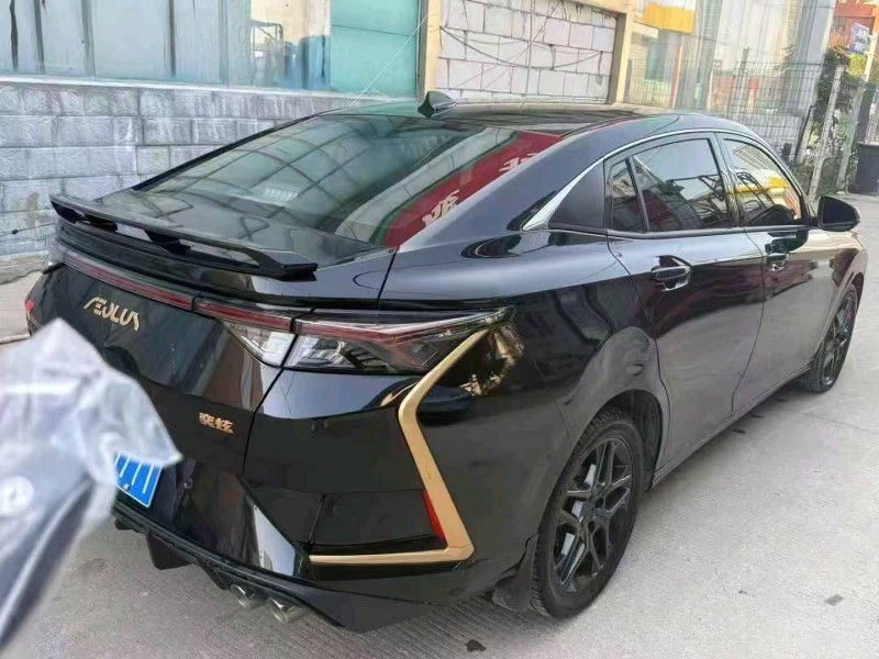 武汉22年东风奕炫4