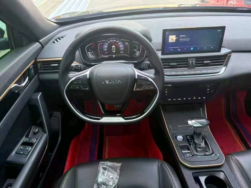 武汉22年东风奕炫9