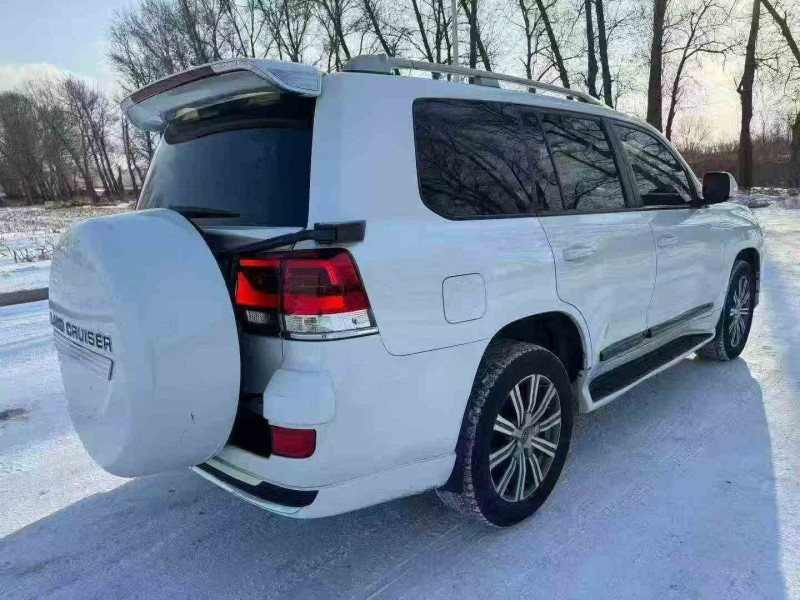 洛阳16年丰田兰德酷路泽8