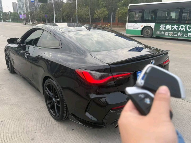 武汉21年宝马4系6