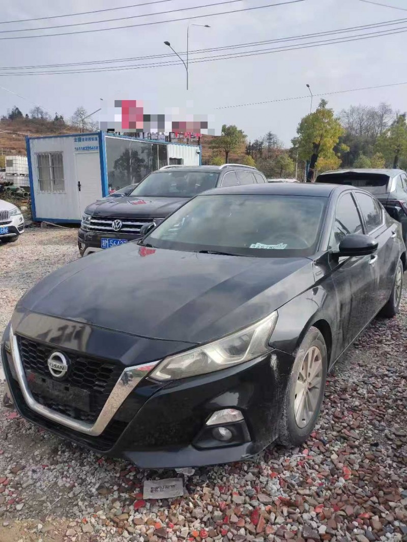 娄底22年日产天籁2