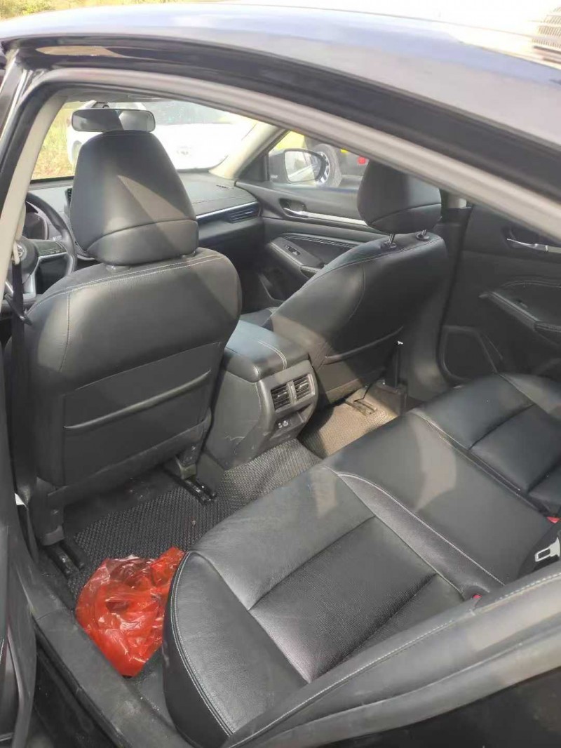 娄底22年日产天籁5