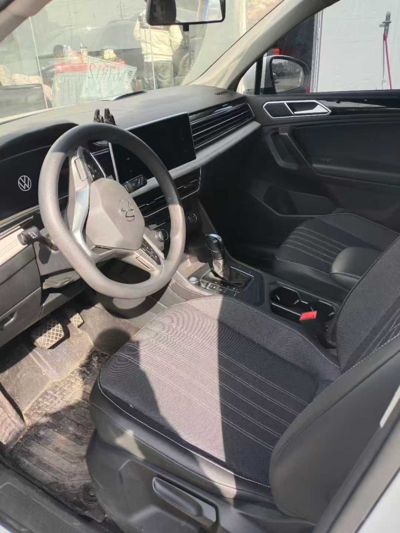 娄底22年大众途观4