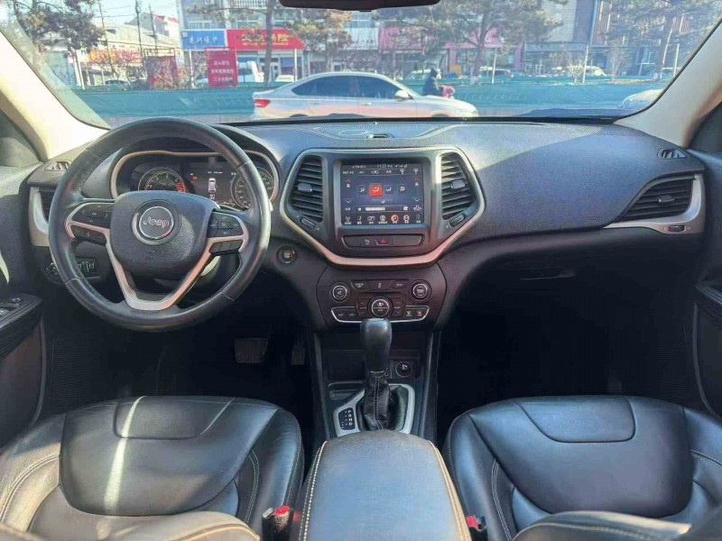 承德16年Jeep指南者4