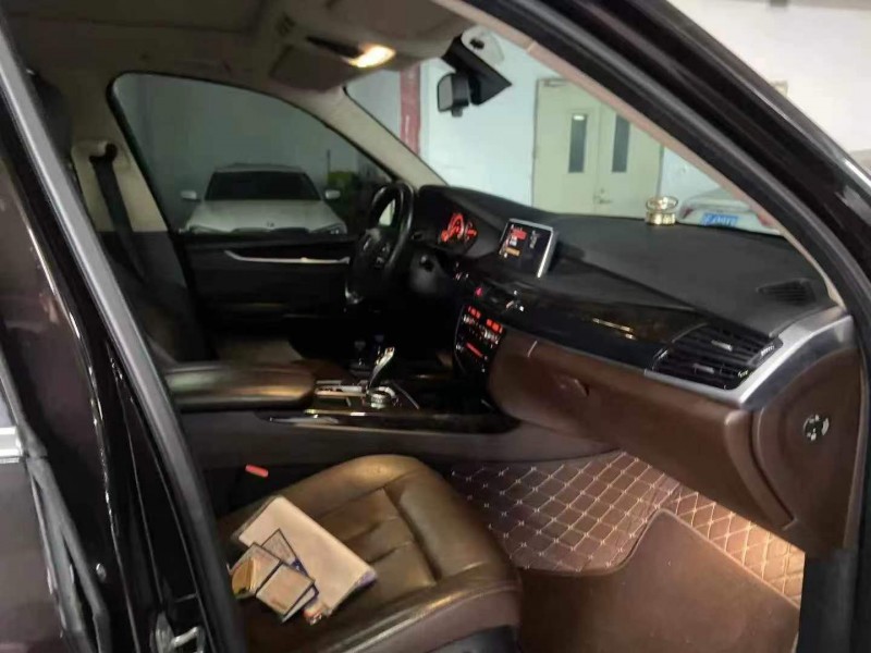 广州16年宝马X56