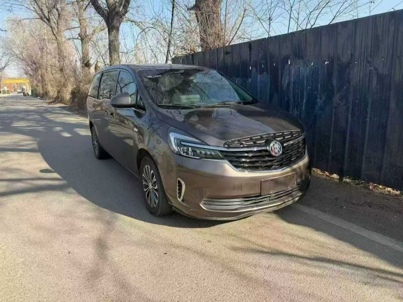 娄底22年别克GL82