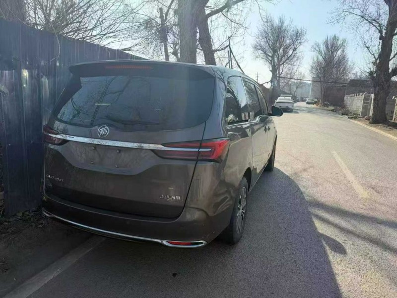 娄底22年别克GL84