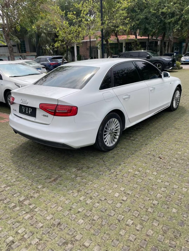 东莞16年奥迪A4L7