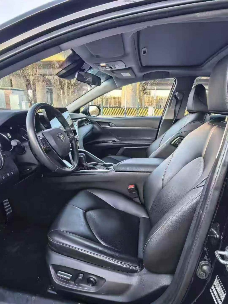 天津24年丰田凯美瑞5