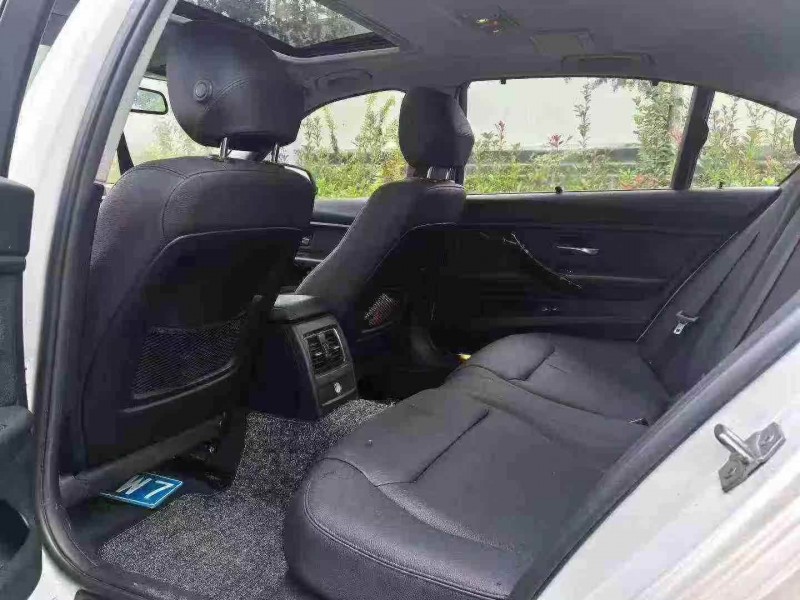 鄂州17年宝马5系9