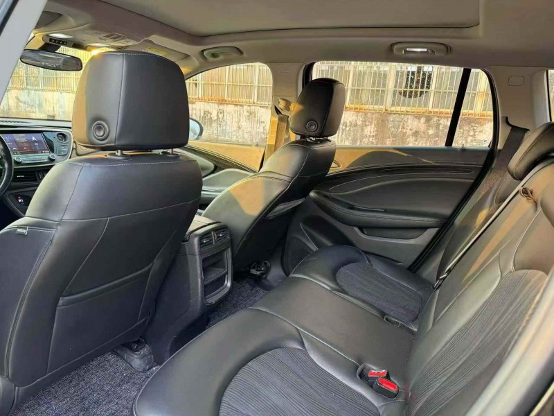 菏泽20年别克昂科威4